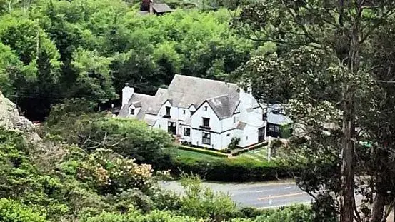 The Pelican Inn thumbnail