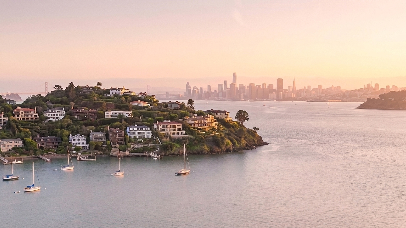 Tiburon waterfront and bayfront promenade views